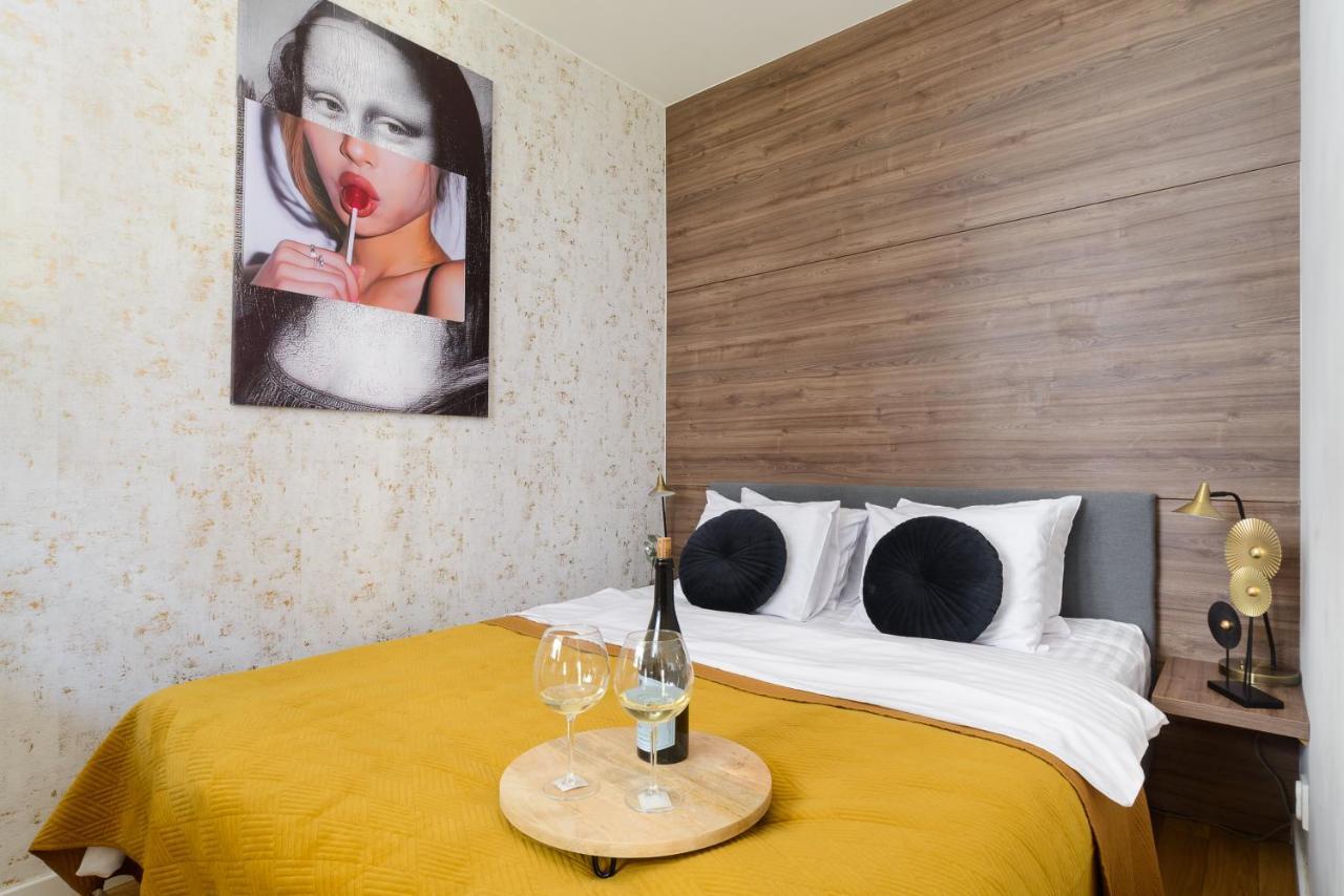 ורשה Modern Apartments With Access To The Pool Near Rondo Daszynskiego Station מראה חיצוני תמונה