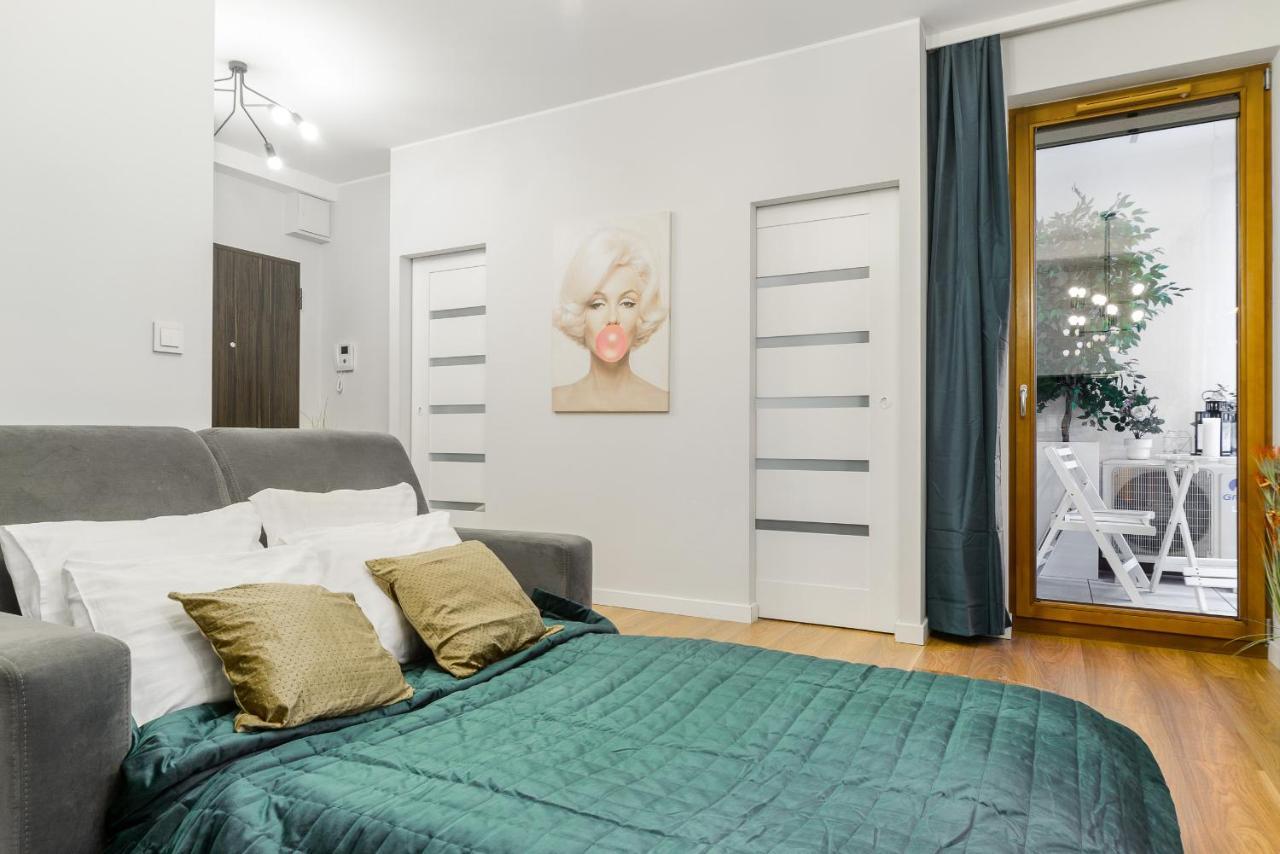 ורשה Modern Apartments With Access To The Pool Near Rondo Daszynskiego Station מראה חיצוני תמונה