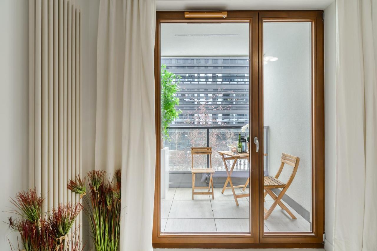 ורשה Modern Apartments With Access To The Pool Near Rondo Daszynskiego Station מראה חיצוני תמונה