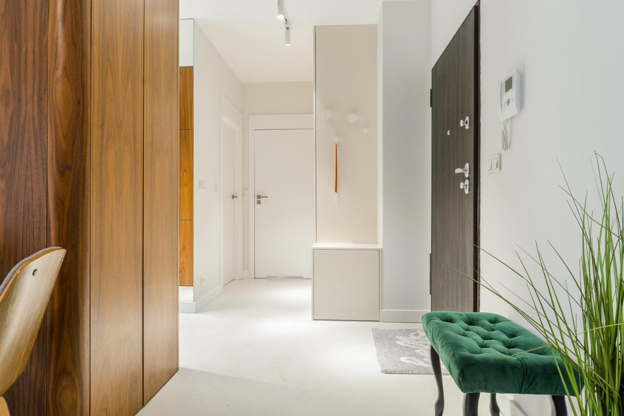 ורשה Modern Apartments With Access To The Pool Near Rondo Daszynskiego Station מראה חיצוני תמונה