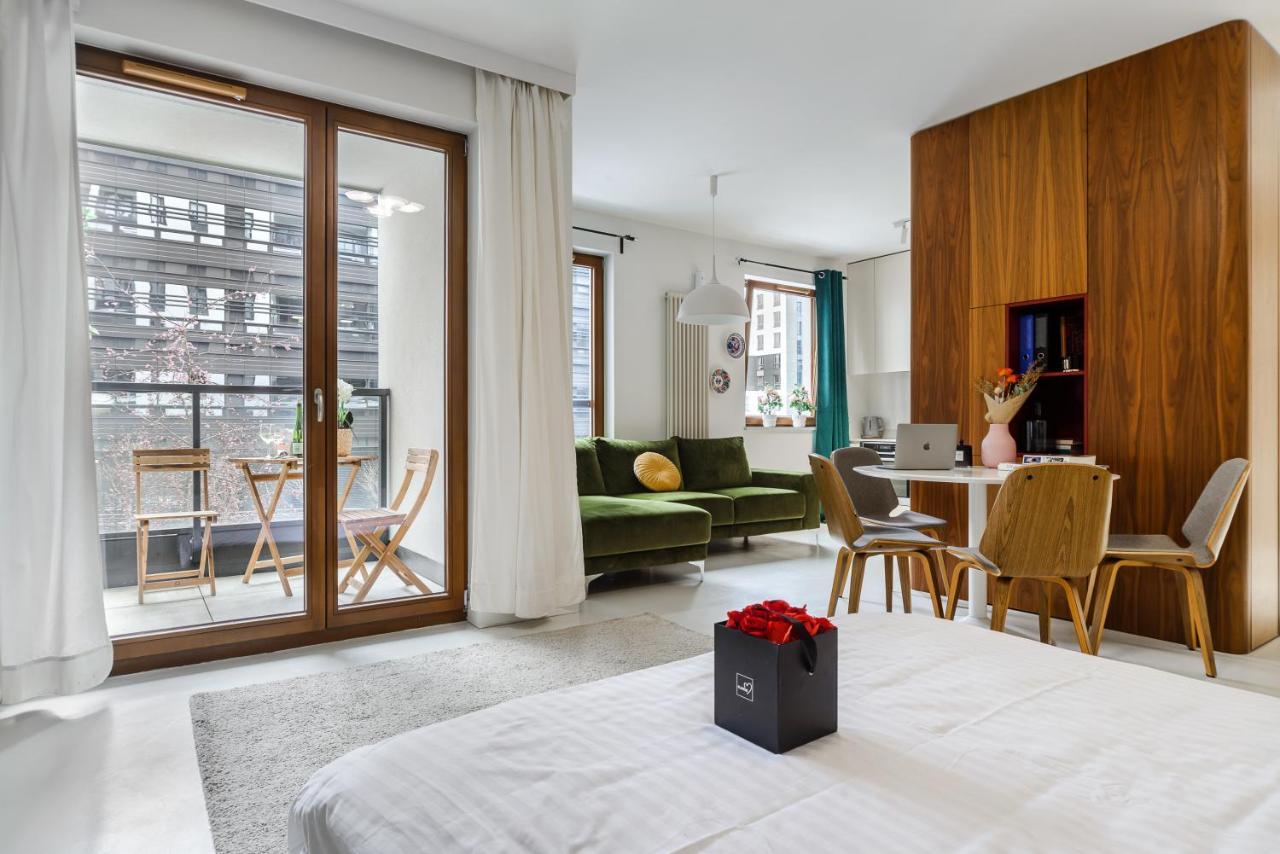 ורשה Modern Apartments With Access To The Pool Near Rondo Daszynskiego Station מראה חיצוני תמונה