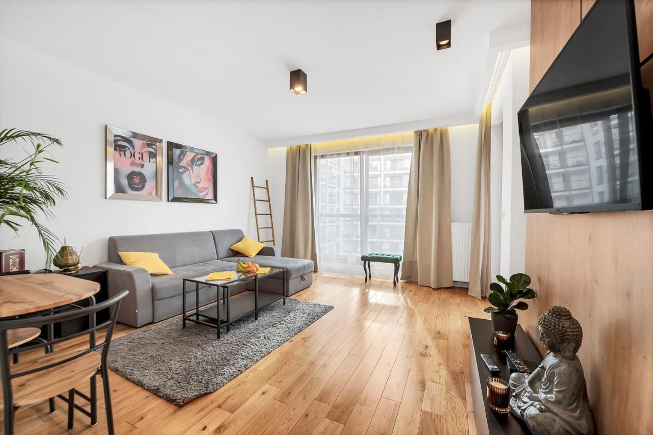 ורשה Modern Apartments With Access To The Pool Near Rondo Daszynskiego Station מראה חיצוני תמונה